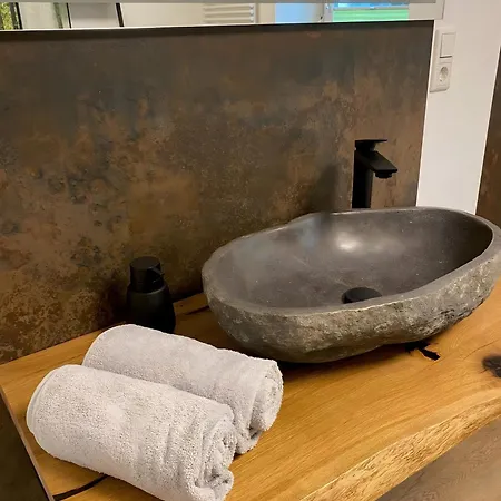 Auffm Hebberg بيت للعطل *